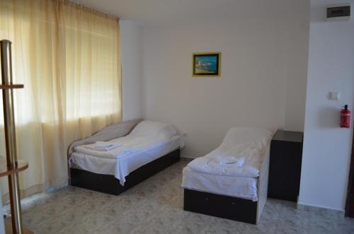 Two-Bedroom Apartment image 8