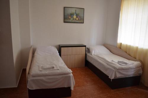 Two-Bedroom Apartment image 7
