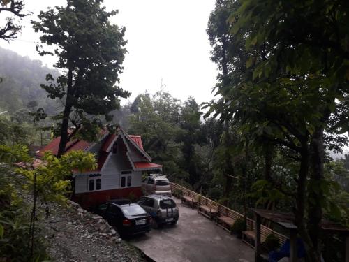 Exterior view, Vamoose Hornbill in latpanchar