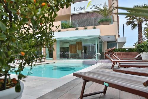 Hotel Select Suites & Spa - image 5