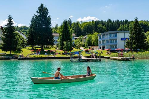 . Strandhotel Schabus