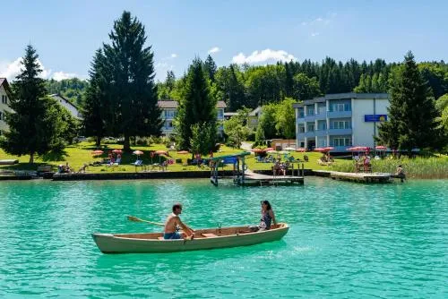 Strandhotel Schabus in Velden am Wörthersee, Österreich