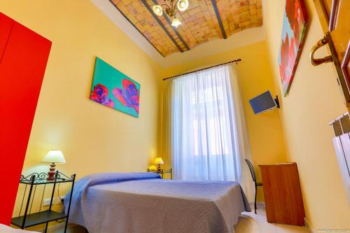 Gordon's Apartment, Rome