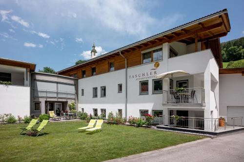 2 bedrooms, 2 beds