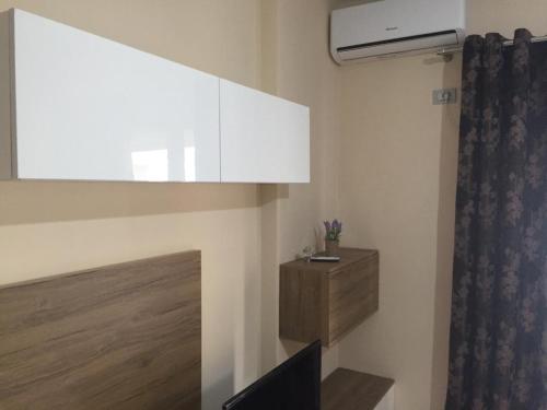 LUX SEAVIEW APARTMENT - image 2