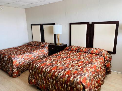 Cabana Motel - image 4