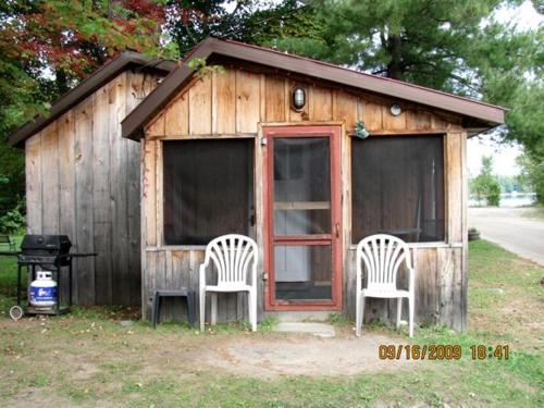 Marble Lake Lodge