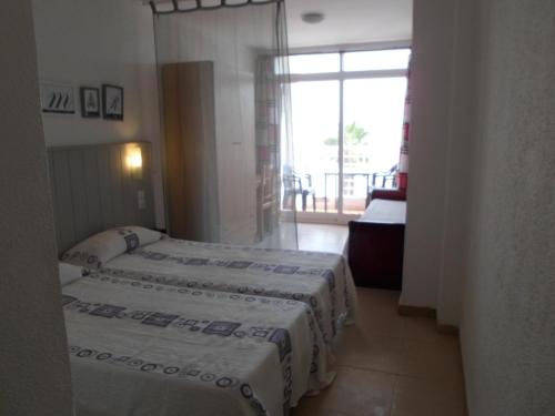 Hostal La Barraca - main image