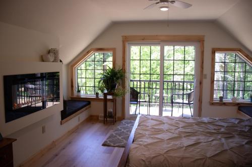 Queen Room with Balcony