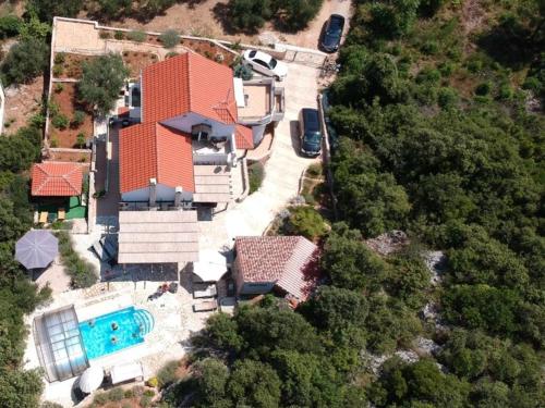 Lavender Hill Hvar Villa - pool, jacuzzi,sauna,BBQ