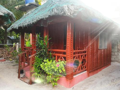Pareja Tourist Inn - Tap to explore photos