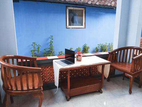 Agus Hidden Homestay - Banjar Sweet Village