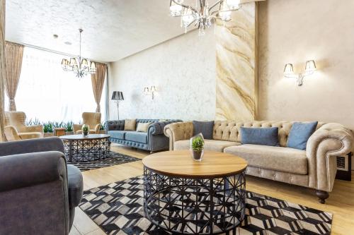 City Avenue Hotel, 
