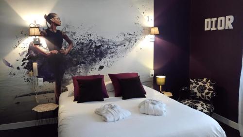 Hôtel Patton – Le Val-Saint-Pere, IA