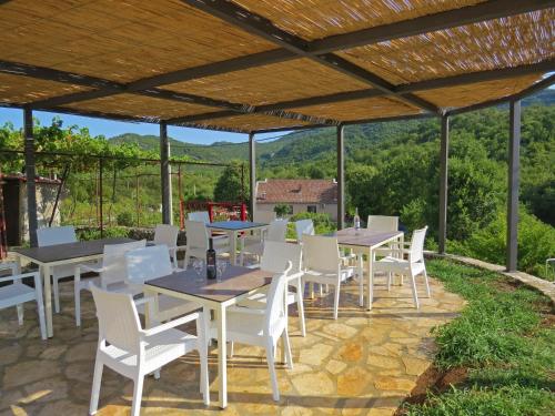 Estate & Winery San Duyevo in Riječani