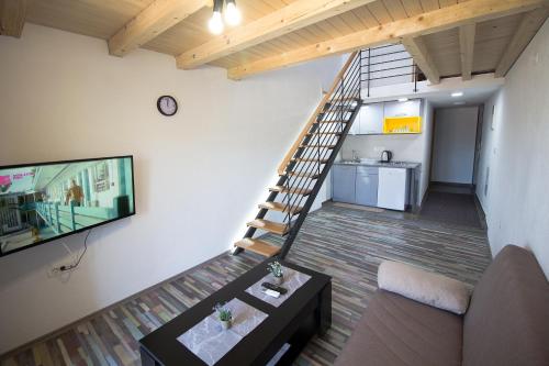 City View Apartment - image 9