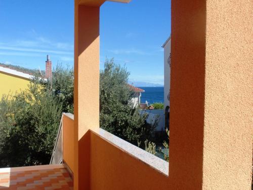  Sunny Island Apartments, Pension in Trogir