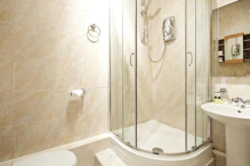 London Central Apartments - image 9