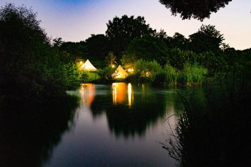 Lloyds Meadow Glamping