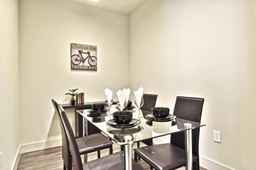 GA Living Suites - Knox District Uptown Dallas in Dallas, USA