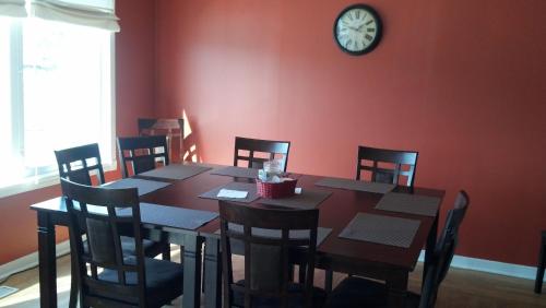 Exploits Inn and Suites in แกนเดอร์ (นิวบรันสวิค)