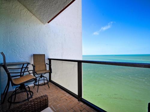 440 West 1708N Stunning 17th Floor Gulf View Condo 23080 - image 9