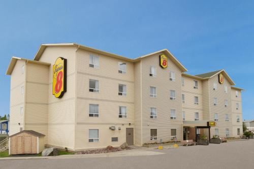 Super 8 by Wyndham Yellowknife