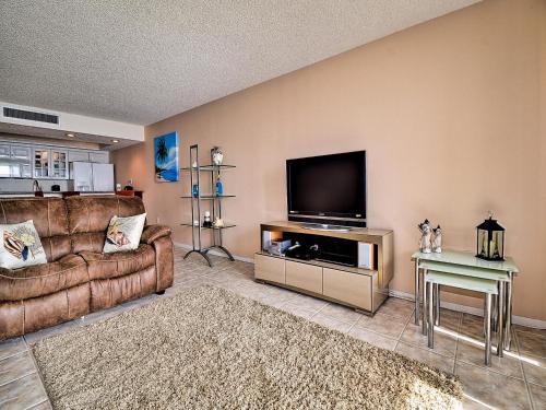 440 West Condos 1508S Walk to the Beach 555 in Clearwater Beach, USA
