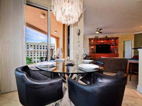 Belle Harbor 701W Luxury Condo with Panoramic Water View. 23088 in Clearwater Beach, USA