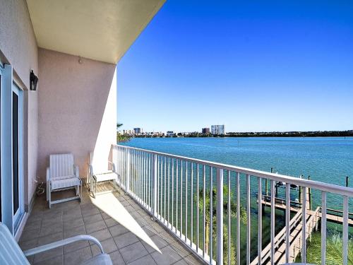 Brightwater Point 206 Beautiful Water Views 23063 in Clearwater Beach, USA