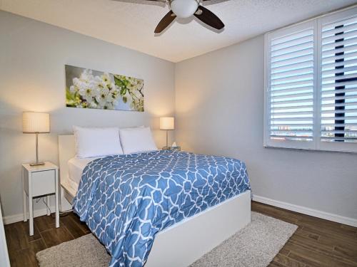 Dolphin Cove Beautiful 11th Floor Water View - 1 Bedroom 1 Bathroom 23149 in Clearwater Beach, USA