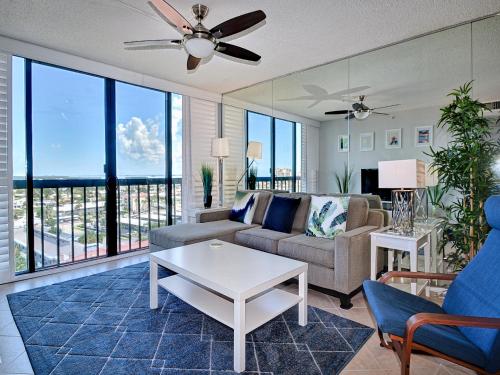 Dolphin Cove Beautiful 11th Floor Water View - 1 Bedroom 1 Bathroom 23149 in Clearwater Beach, USA