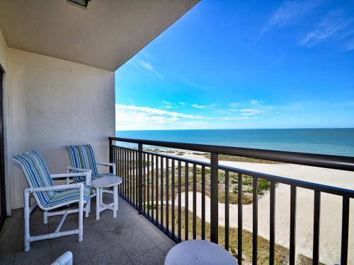 Harbour Light Towers 1105 11th Floor Beachfront Studio at Harbour Light Towers 23118 in Clearwater Beach, USA