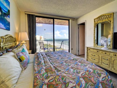Madeira Towers 601 Beach front with spectacular views 533 detail
