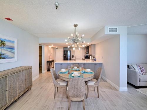 Madeira Towers 802 Renovated Madeira Towers Beachfront 2 Bedroom 2 Bathroom Condo 23143 in Madeira Beach
