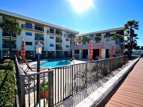Mont Martre Condo 216 Beachfront 2 bedroom 2 bath at Mont Martre Condos 23117 in Belleair Beach (Florida)