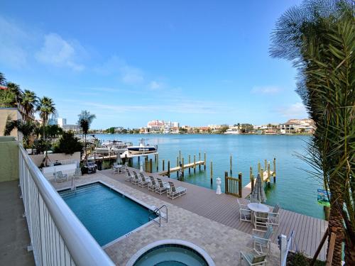 Sandpiper's Cove 203 Luxury Waterfront 3 Bedroom 2 Bath Condo 23130 - image 7