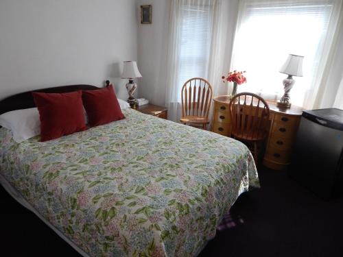 A Friendly Inn at Harvard - image 9