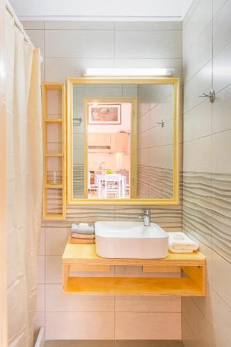  Happiness Apartments in Limenas Chersonisou