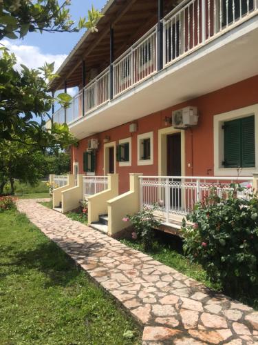  Nikos Apartments in Sidari