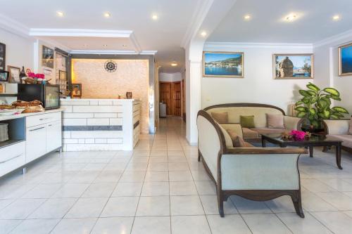 科扎酒店 Hotel Koza