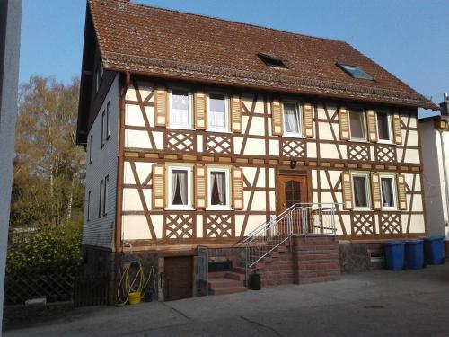Kreuzdellenhof Ferienzimmer in Hembach, Deutschland