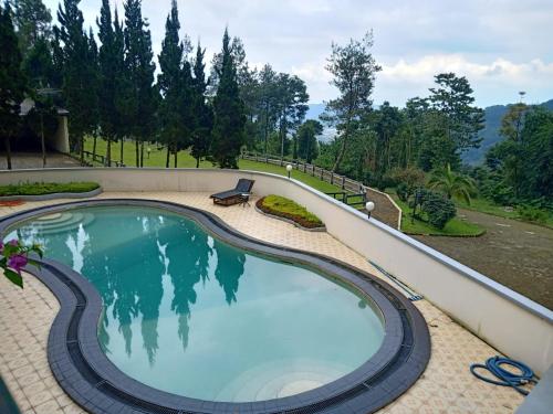 . Villa Mombay Cipanas Puncak