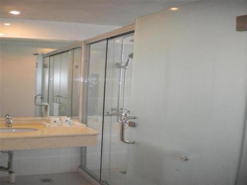 . Greentree Inn Shanghai Chongming Nanmen Express Hotel
