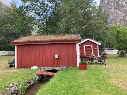 Aobrio Holidayhouse, authentic norwegian farmhouse close to Flåm