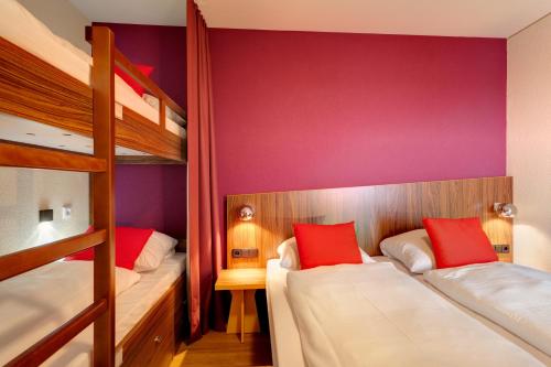MEININGER Hotel Frankfurt Main / Airport - image 4