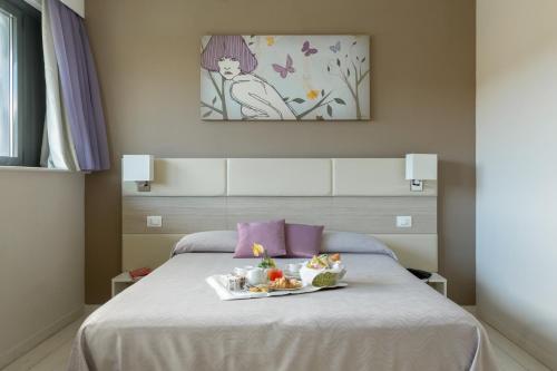 Hotel Cristina - image 11