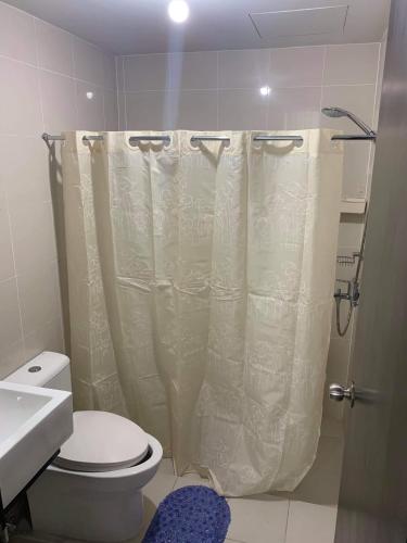 Cubao ManhattanHeights Unit 11A Tower B, 2BR, Manila (fotografie 2)