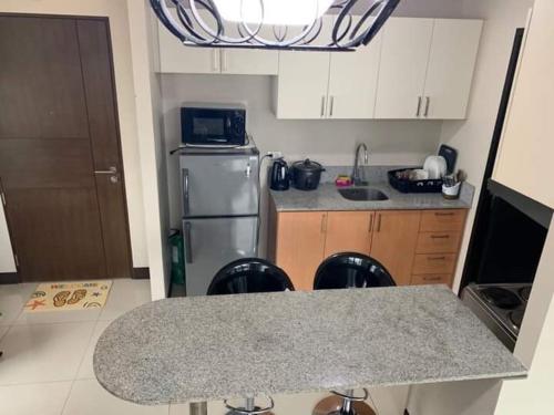 Cubao ManhattanHeights Unit 11A Tower B, 2BR, Manila (fotografie 7)