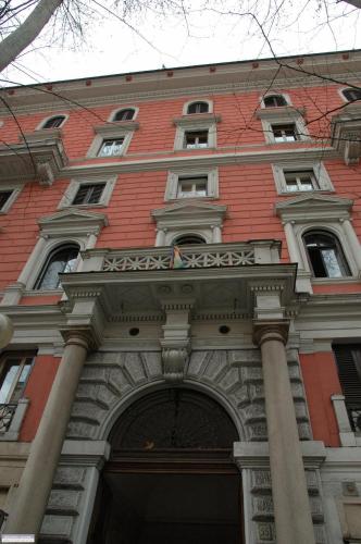 Cesar Palace Guesthouse - image 8